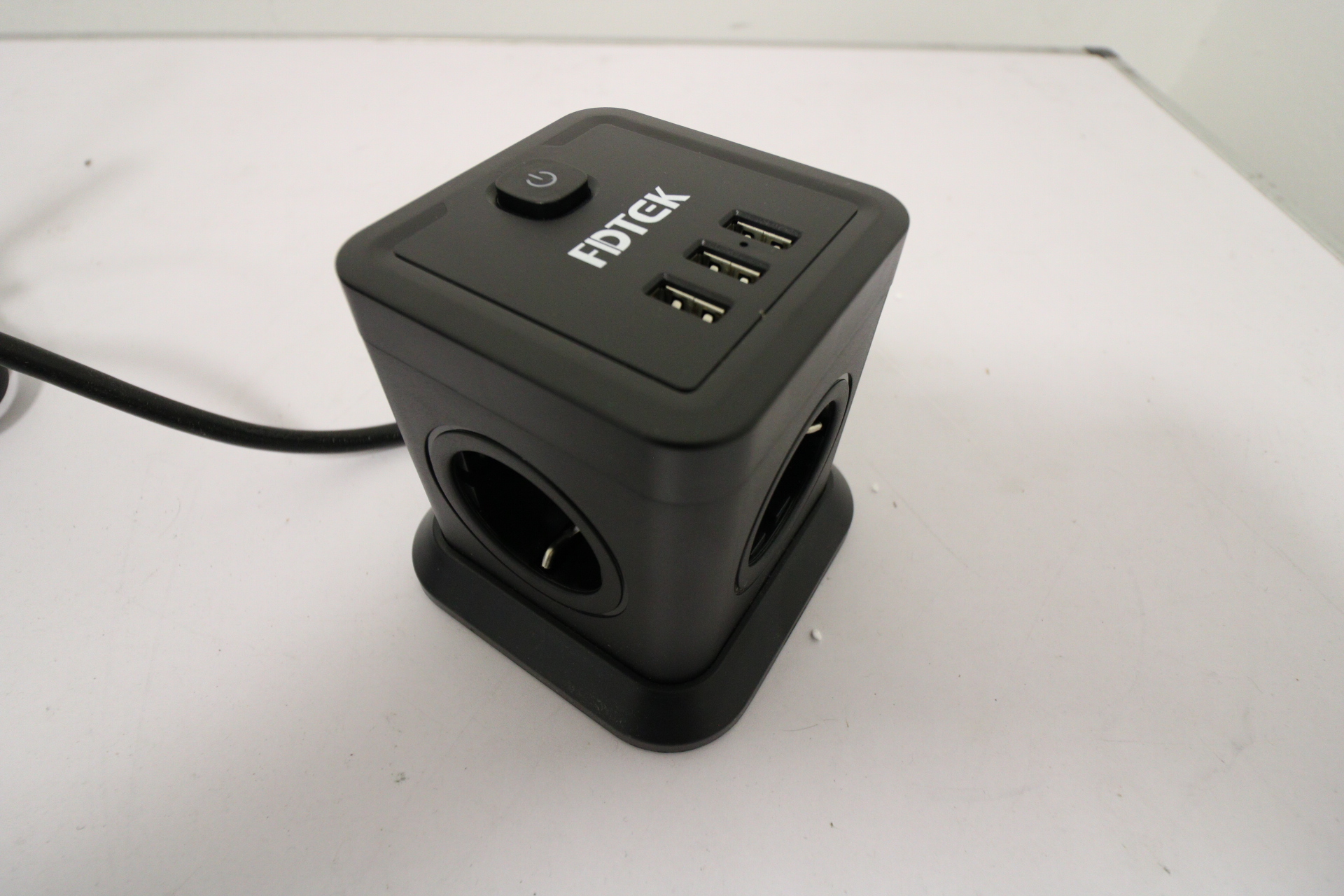 7-IN-1 Steckdosenleiste Würfel Mehrfachsteckdose Cube 4 Fach mit 3 USB Schwarz