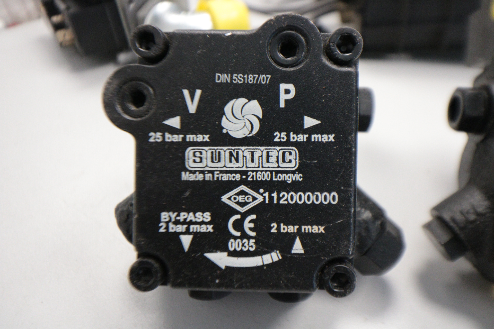 SUNTEC DIN 5S187/07 Ölbrennerpumpe - Pumpe Ölpumpe gebraucht